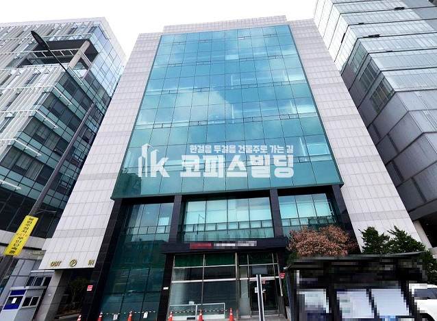 서울 성동구 성수동2가 [통임대] 성수역 북측지역 대로변 공장형빌딩 월세 매물번호 17396 사진 1