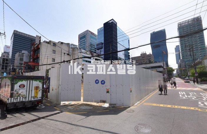서울 서초구 서초동 강남역 먹자라인. 불야성상권 메인라인 신축부지 매매 매물번호 14411 사진 1