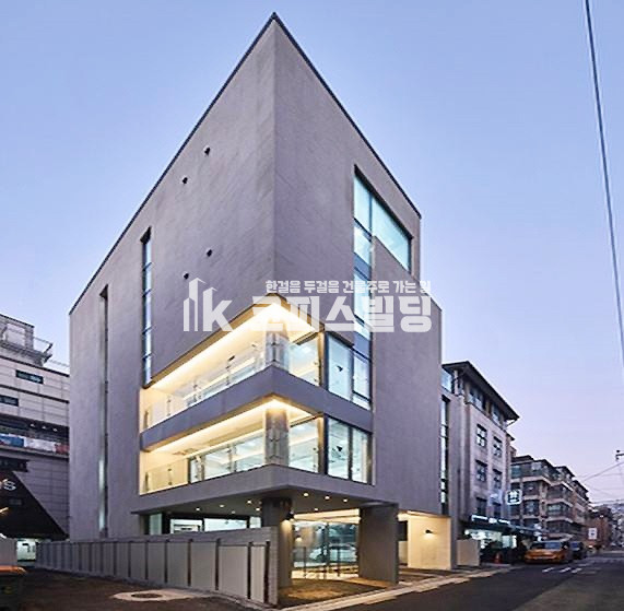 서울 강남구 논현동 논현역 가구거리이면 깔끔한 사옥 월세 매물번호 22068 사진 1
