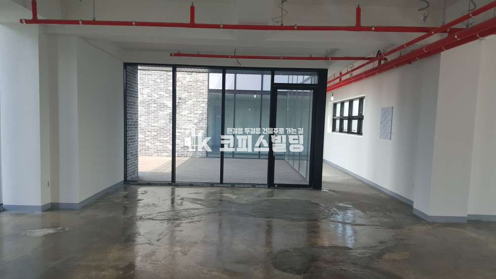 서울 마포구 서교동 홍대상권 메인라인. 대로변 특급빌딩 매매 매물번호 13645 사진 6