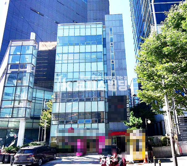 서울 강동구 길동 길동사거리 광대로변 코너빌딩.랜드마크꼬마빌딩 매매 매물번호 11901 사진 1