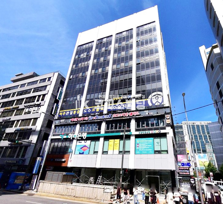 서울 중구 을지로6가 동대문의류상권 핵심요지. 대로변지하1층 월세 매물번호 17526 사진 1